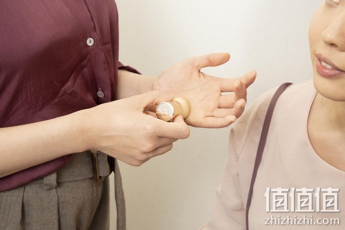 如何选择平价粉底液？平价粉底液选购指南