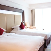 南京新街口苏宁诺富特酒店 1晚含双早+电影票2张/中式套餐/小龙虾套餐