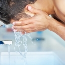 男士控油洗面奶怎么选？男士控油洗面奶选购指南