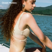 谜思特海洋 新款杏色无钢圈连体泳衣女性感温泉度假半包臀泳装
