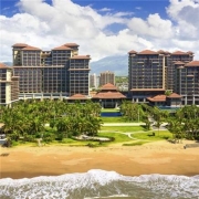 周末暑假中秋不加价！海旅·君澜三亚湾迎宾馆 高级花园房1晚+含早+中餐厅双人简餐