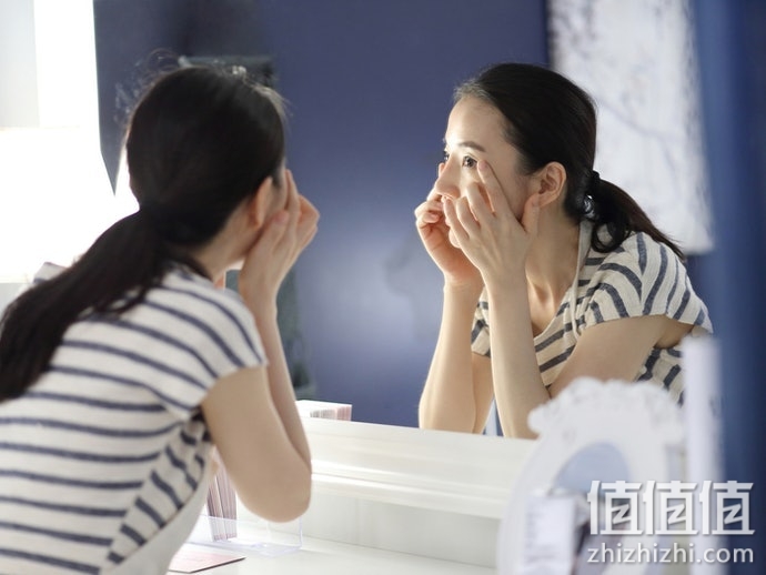 敏感肌怎么选择化妆水？敏感肌化妆水选购指南