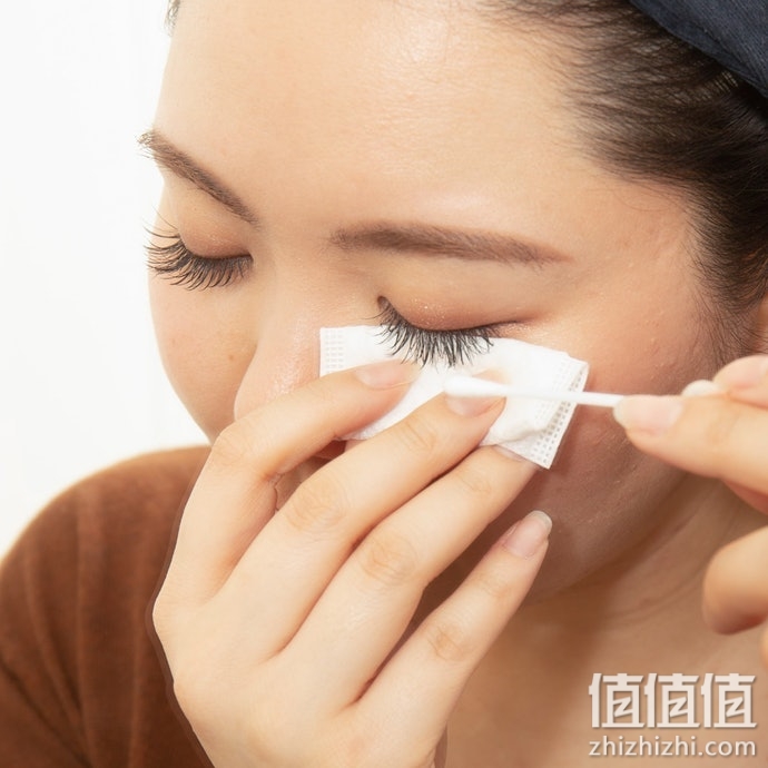 眼唇卸妆水怎么选？眼部及唇部卸妆水选购指南