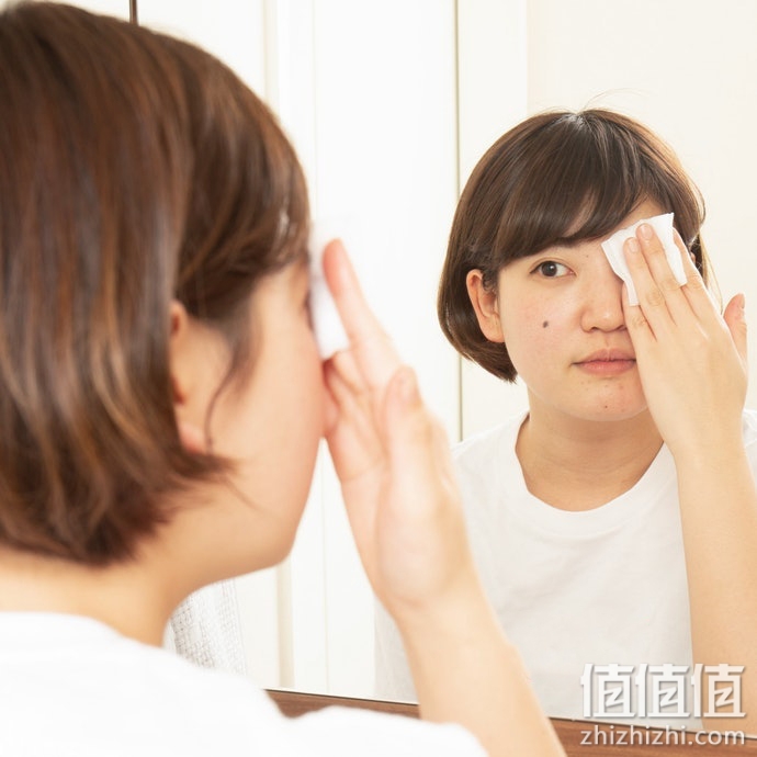 眼唇卸妆水怎么选？眼部及唇部卸妆水选购指南