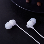 索尼（SONY） MDR-EX15LP 入耳式耳机有线音乐耳机手机电脑笔记本适用高音质适用安卓 白色