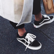 VANS 范斯 OLD SKOOL 男女款休闲运动鞋 VN000D3HY28