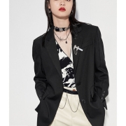 太平鸟沉睡魔咒联名白色西装外套女2021秋季新款高级感炸街小西服 黑色 M