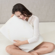90%+泰国进口乳胶，玺堡 天然乳胶护颈枕