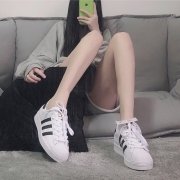 adidas阿迪达斯三叶草男鞋女鞋 2022官方方旗店秋季情侣款金标贝壳头运动鞋子时尚透气休闲鞋板鞋 经典金标贝壳头/偏大/店长强烈推荐 39/6