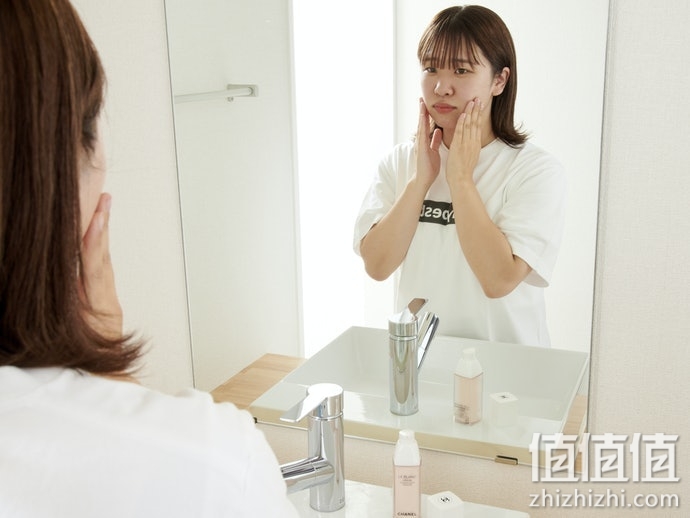 如何选择维生素C精华液？维生素C精华液选购指南