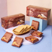 人潮食品 威化饼干 榛子味 10小包 共210g