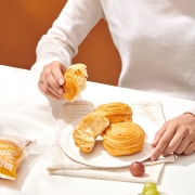 来伊份手撕酵母面包1000g休闲食品面包来一份早餐礼物【300-210】