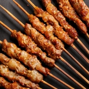 游牧御品  蒙古羊肉串（30串）腌制入味 国产烧烤食材半成品烤肉烤串炸串羊肉生鲜 肥瘦相间不膻不腻大肉粒