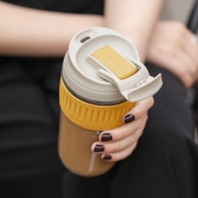 乐扣乐扣（LOCK&LOCK）咖啡杯手持玻璃杯男女学生便携式吸管杯随手茶水杯子500ML黄色 LLG699YEL