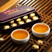 七彩云南茶叶 普洱茶 生茶 普洱沱茶 天香小金沱 45g 线下同款