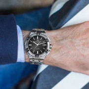 艾美（MAURICE LACROIX）瑞士防水镀银表盘钢带手表Aikon系列时尚简约男士机械腕表 AI6008-SS002-330-1
