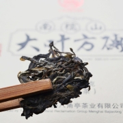 八角亭 普洱茶 生茶 2016年 南糯山 大叶方砖 乔木古树茶砖 500克