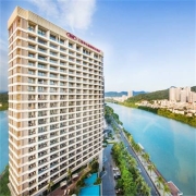 三亚中心皇冠假日酒店 高级房2晚套餐（含双早+双人正餐+旅拍+单人冲浪等）
