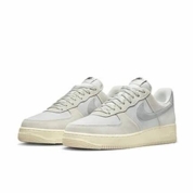 NIKE 耐克 AIR FORCE 1 '07 LV8 空军一号 男子运动鞋 DO9801-100