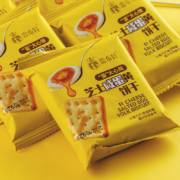 雷布特 芝士咸味咸蛋黄饼干零食充饥夜宵小吃整箱休闲食品早餐下午茶点心 芝士咸蛋黄饼干 1000g