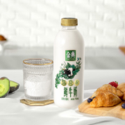 伊利金典鲜牛奶 780ml*1瓶*14件
