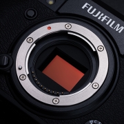富士（FUJIFILM）X-T4/XT4 微单相机 套机（35mm F2定焦镜头) 2610万像素 五轴防抖 视频强化 续航增强 黑色