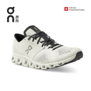 On昂跑 新一代轻量透气减震回弹跑步鞋运动女鞋 Cloud X