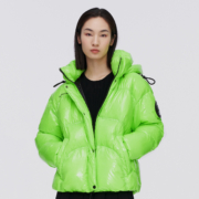 波司登泡芙羽绒服2021女0压感韩版时尚潮流荧光色冬小个子短外套