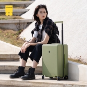 地平线8号（LEVEL8）行李箱拉杆箱20英寸登机箱德国科思创PC箱体男女旅行箱 芥末绿