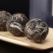 易武普洱茶 2019春茶 云南易武龙珠生茶 迷你小龙珠口粮茶500g约60颗一斤装