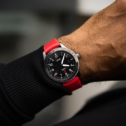 豪利时（ORIS） 豪利时(ORIS) 瑞士手表航空系列自动机械日历大表冠飞行员Rega限量款腕表  41.5MM   79877734284LS