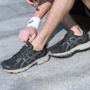 ASICS亚瑟士男鞋 GEL-VENTURE 6越野跑鞋缓冲跑步鞋透气运动鞋 黑色/深灰色 42