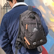 Gregory格里高利16L FINE DAY户外运动双肩包男女跑步背包徒步多功能旅行背包 Black-黑色
