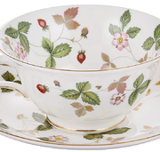 国内830元！Wedgwood 玮致活 骨瓷 野草莓花茶杯碟组2件 220ml  直邮含税到手￥377.48