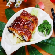 恋食记 日式蒲烧鳗鱼蒲烧鲜活即食寿司材料食材烤鳗鱼饭加热海鲜料理 蒲烧鳗鱼250克（一条装）