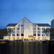 打卡网红空中泳池 北海及酒店 智享大/双床房套餐+含早+延迟退房
