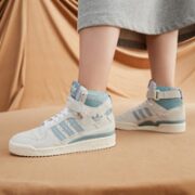 adidas 阿迪达斯 三叶草 FORUM 84 HI W 男女款中帮篮球鞋 GZ4379