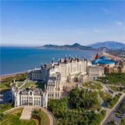 青岛 海泉湾皇冠假日度假酒店+双人早餐+双人温泉/摩天轮