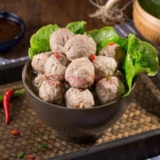 PLUS会员：农谣 潮汕手打丸子组合 牛肉丸250g+牛筋丸250g 拍6件