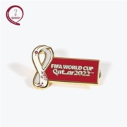 88VIP：FIFA官方授权 2022卡塔尔世界杯 会徽徽章礼物