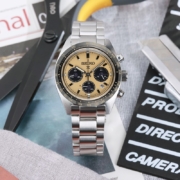 精工（SEIKO） 手表PROSPEX系列熊猫迪太阳电能三眼针钢带夜光100米防水腕表 男女同款 金盘SSC817P1
