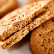 麦维他（Mcvitie's）英国进口 爆款好物 原味全麦粗粮酥性消化饼干 400g 休闲饼干零食 代餐饼干 进口零食