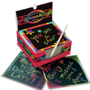 培养孩子创造力！Melissa & Doug 梅丽莎和豆豆 迷你彩虹刮画纸125张 到手约￥69.57