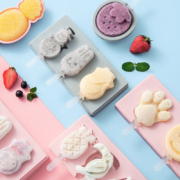 京东特价：
美厨（maxcook）雪糕模具 DIY自制硅胶家用创意卡通可爱冰淇淋冰棍冰棒冰糕模具格 灰色2件套MCPJ9755