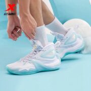XTEP 特步 鏖战 男子碳板篮球鞋 978319120019