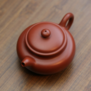 京东京造 宜兴紫砂壶 原矿朱泥 手工茶壶泡茶壶功夫茶具 朱泥仿古壶 210ml
