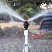 塑料摇臂喷头 360度自动旋转 橙色1/2 “、550L/H 、4分外螺纹麦格