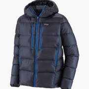 国内4299元！Patagonia 巴塔哥尼亚 Fitz Roy 男士800蓬鹅绒连帽羽绒服 85500 到手约￥2386.34元