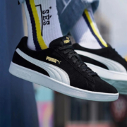 20点：PUMA 彪马 Smash v2 女款运动板鞋 36516023