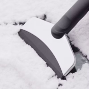 京东特价版、概率券:轩之梦 汽车刮雪板除霜器 短柄除雪铲